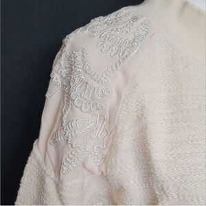 Cream sweater Sz S